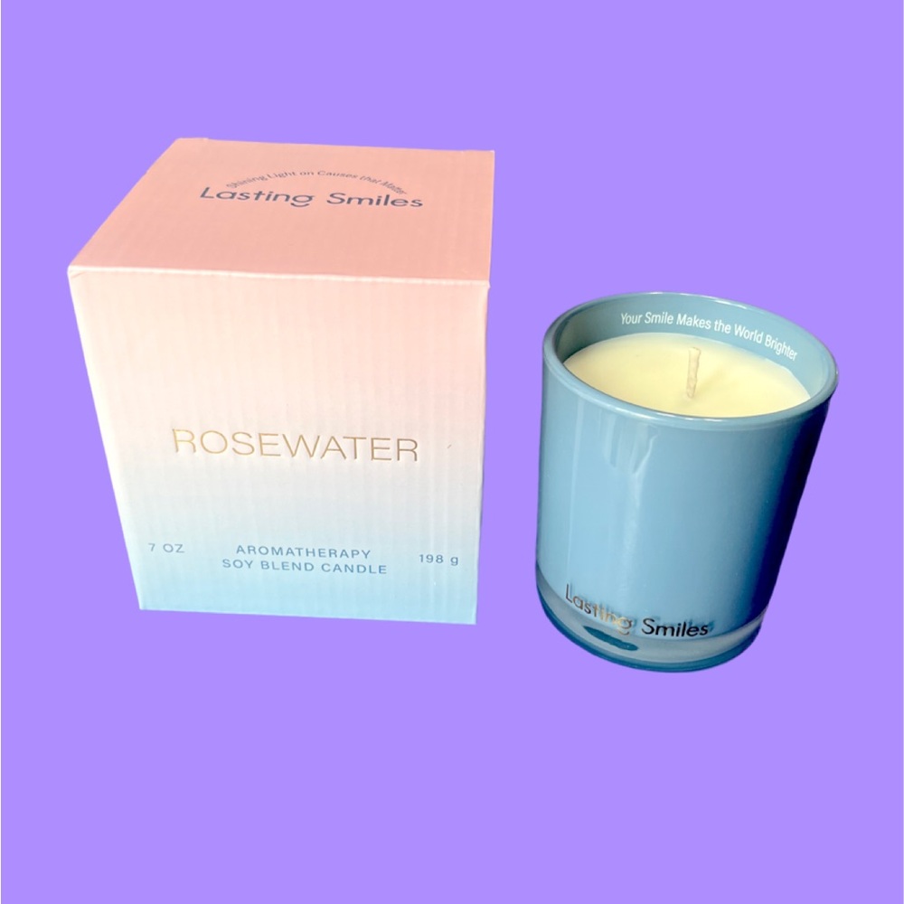 LASTING SMILES Rose Water Aromatherapy Soy Candle 7 Oz New In Box MSRP $60